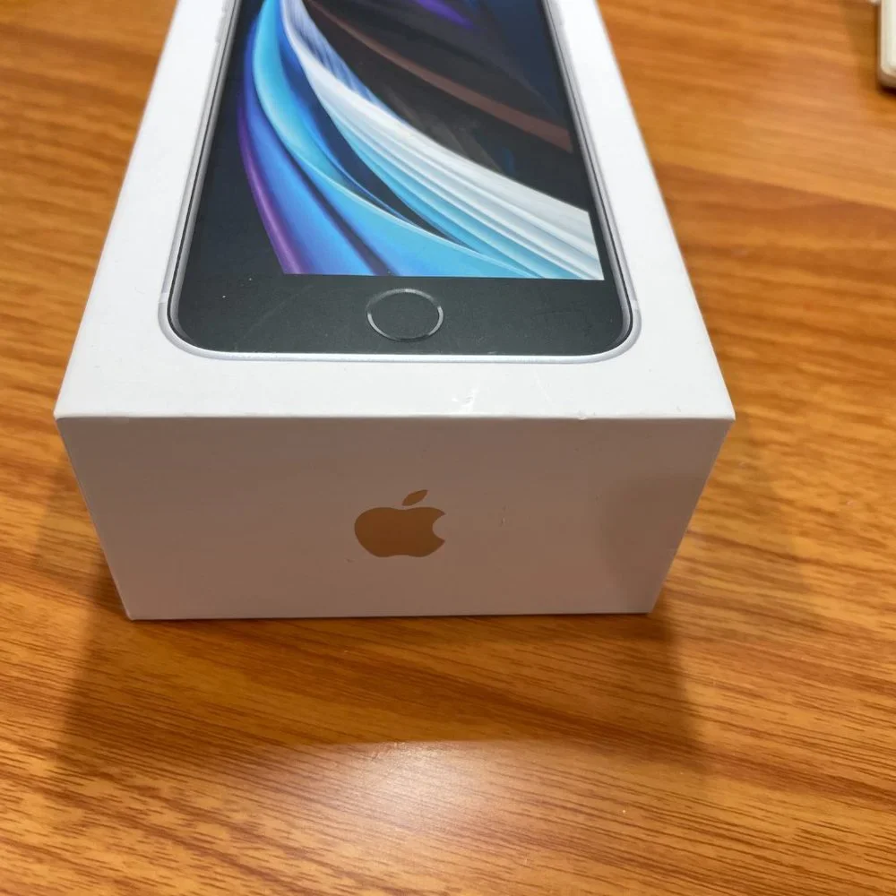 iPhone SE Box Only, Very excellent condition
